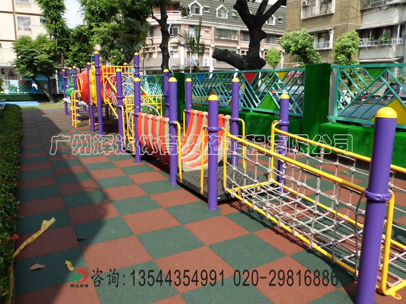 安全地垫施工建设及材料生产厂家(图2)